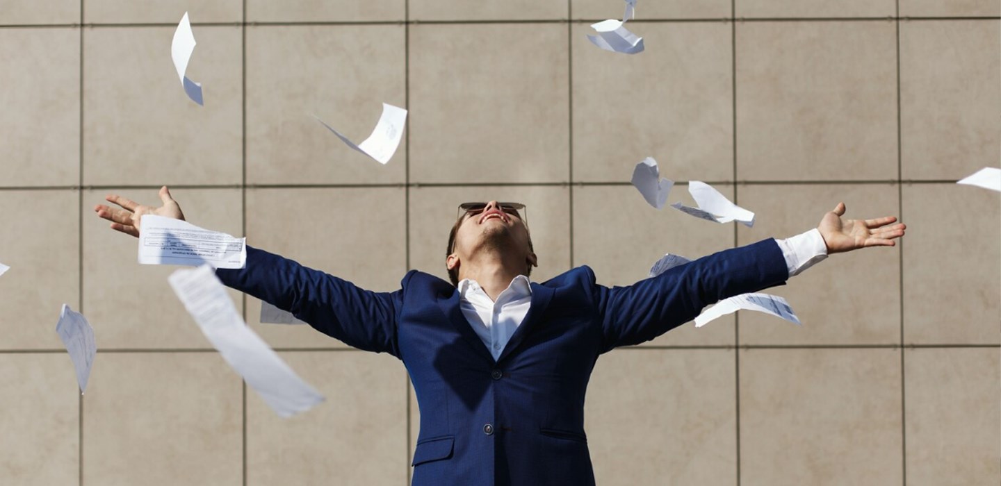 Банкротство физ лица - это легальный и эффективный правовой инструмент, позволяющий освободиться от непосильных долгов и получить шанс на финансовое возрождение. 